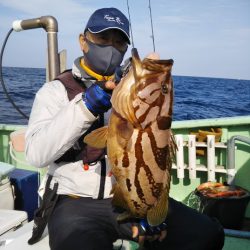 康仁丸・ジギング釣り果